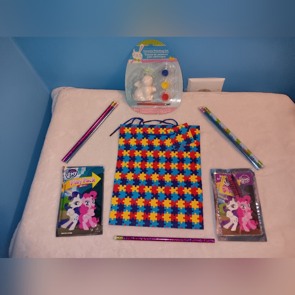 NWOT Girl's Activities Gift Set